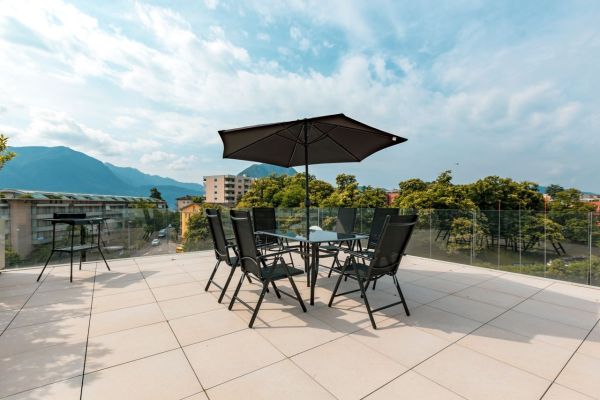 Terrasses en carrelage : Tout ce que vous devez savoir